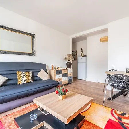 Proche Tour Eiffel Apartment *